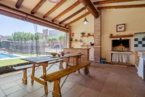 Landhaus 'Pont' mit Bergblick, privatem Pool und Wi-Fi - Image 3