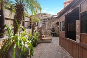Schönes Ferienhaus mit Grill, Whirlpool und Terrasse | Bergblick | Haustiere sind willkommen - Image 2