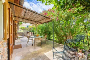 Holiday home with terrace, BBQ & garden | Garden view - Image 4