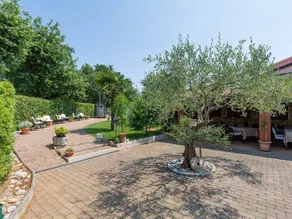 Privatzimmer mit Garten, Terrasse und Pool - Image 2