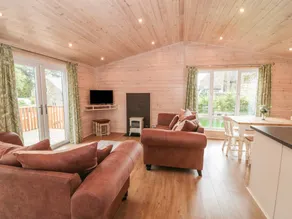 Cottage with garden - Image 5