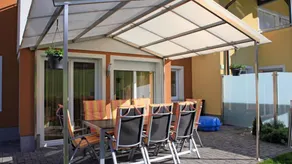 House with sauna, terrace & garden - Image 5