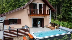 Villa with hot tub, sauna & garden | Pets are welcome - Image 2