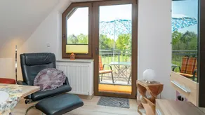 Wonderful holiday apartment with garden | Garden view - Image 2