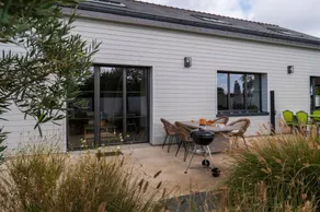 Agréable maison conviviale et familiale avec terrasse, barbecue et jardin | Vue jardin - Image 2