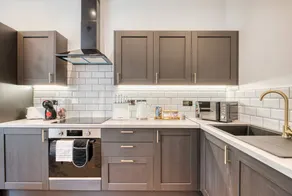 Holiday apartment | Next to Wales Millennium Centre | City view - Image 2