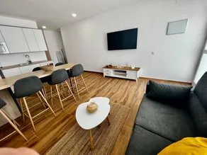 Vacation Home "Amber L5" with Sea View & Wi-Fi - Image 4