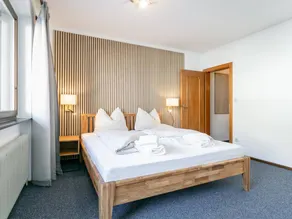 Apartment in the centre, 100m to the ski bus - Image 4