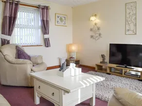 Cottage with garden - Image 3