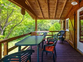 Lovely chalet with terrace & pool | Pet-friendly - Image 4