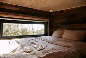 Zen Retreat in New York: Glamping for Relaxation and Rejuvenation - Image 4