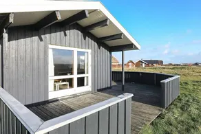 Charming holiday home with terrace & barbeque - Image 3