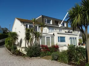 Family-oriented cottage with garden | Beach view | Next to the beach - Image 2
