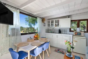 Appartement de vacances avec terrasse, piscine et internet haut débit | Vue montagne | Idéal pour le télétravail | Avec animaux acceptés - Image 3