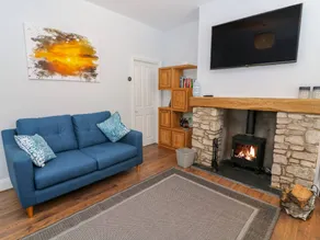 Cottage with garden - Image 4