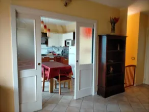Agréable appartement de vacances convivial et familial avec terrasse et jardin | Vue jardin | À côté de la plage | Avec animaux bienvenus - Image 3