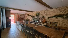 Red and Yellow Rooms, Table d'Hôte with Terrace, Shared Garden and Wi-Fi - Image 5