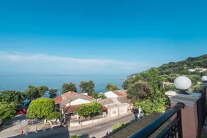 Flat with terrace & garden | Mountain view | Beach nearby - Image 5