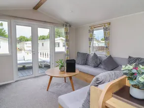 Cottage with garden | Beach view - Image 2