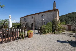 Fully equipped pleasant house with garden, private pool & barbecue | Mountain view | Pet-friendly - Image 2