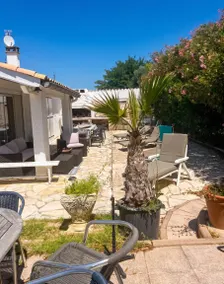 Holiday home with barbeque, garden & terrace | Garden view - Image 2
