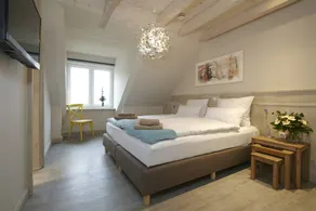 Flat with terrace & sauna - Image 3