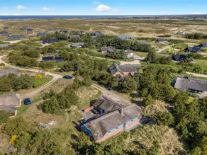 Family-oriented holiday home with terrace, sauna & private pool | Pet-friendly - Image 3