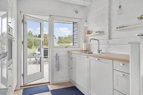 Ample house with terrace & BBQ - Image 3