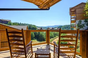 Maison de vacances avec internet haut débit, barbecue et jacuzzi | Vue montagne - Image 4