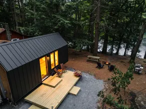 Secluded, Dog Friendly Tiny House on the Hudson River, near Saratoga Springs - Image 5