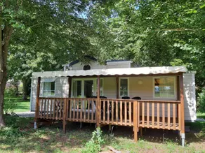 Mobile home with terrace & barbecue - Image 5