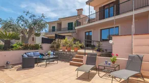 Apartment mit Pool - Image 2
