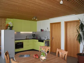 Fully equipped pleasant apartment with garden | Mountain view - Image 2