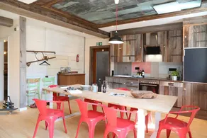 Apartment with garden, terrace & barbecue - Image 3