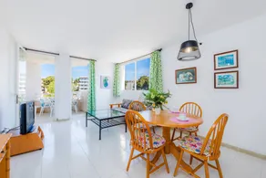 Casa vacacional con terraza | Vistas al jardín - Image 3
