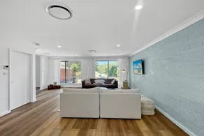 Fully equipped holiday apartment with garden | Beach nearby - Image 3