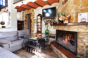 Wunderschönes Ferienhaus mit Terrasse, schnellem Internet und privatem Pool | Bergblick | Haustiere sind willkommen - Image 5