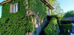 Holiday home with garden, BBQ & terrace | Garden view - Image 4