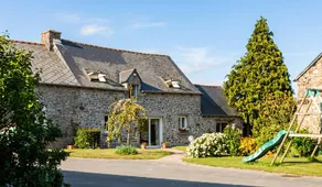 Maison de charme à Le Mené avec jardin - Image 2