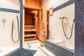 Family-friendly flat with terrace, sauna & garden | Garden view - Image 5