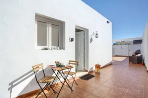 Appartement avec piscine, barbecue et terrasse | Vue jardin - Image 2