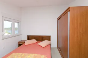 Apartamento vacacional con barbacoa y terraza | Vistas al mar - Image 4