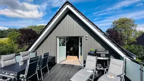 Appartement de vacances entièrement équipé avec sauna, barbecue et terrasse | Vue jardin | À côté de la plage - Image 4