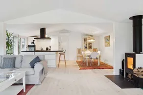 House with BBQ & garden - Image 4