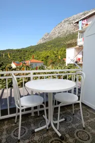 Studio with terrace & garden - Image 5