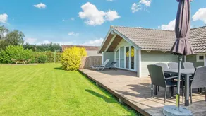 House with hot tub & garden | Dogs allowed - Image 4