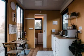 Cozy Tiny Home, Perfect for a Newcastle Escape - Image 4