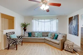 Near Airport & Dtwn: Breezy Fresno Home! - Image 5