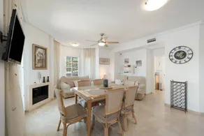Holiday Home 'Nouvelle Location Bord De Mer' with Sea View, Wi-Fi, Air Conditioning - Image 5