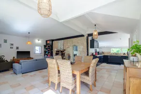 Characterful House with Garden, Stunning View of the Dordogne - Image 4